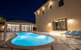 Jovan Suites